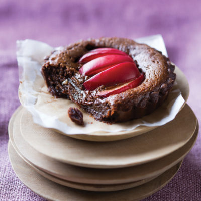 Plum chocolate tart