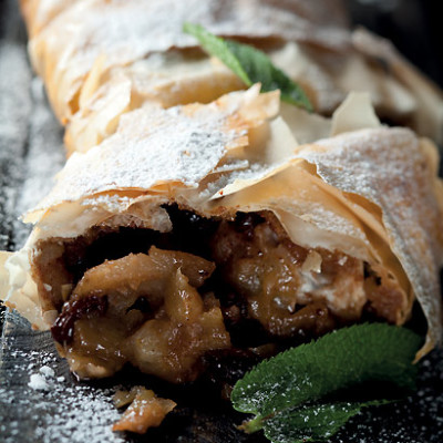 Apple strudel