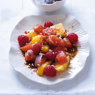 Asian smoked salmon, mango and raspberry salad