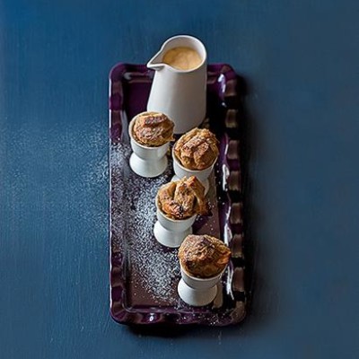 Baby apricot bread-and-butter puddings