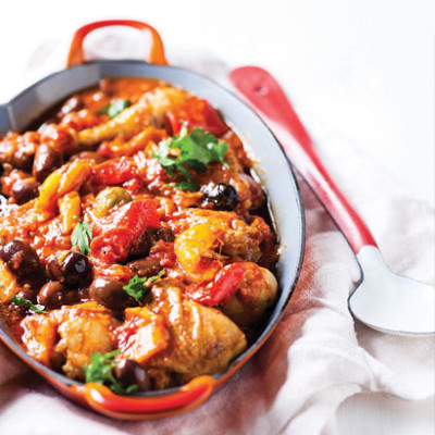 Braised chicken with tomatoes and peppers