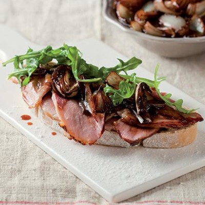 Caramelised sherry-and-mustard onion on farmhouse loaf