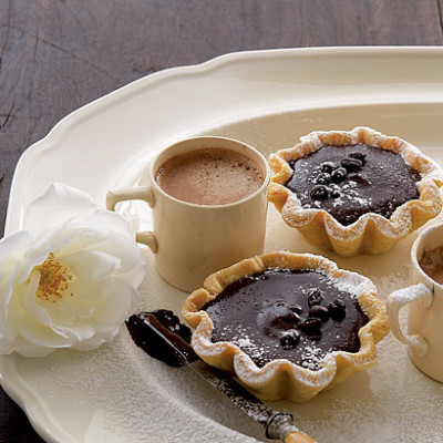 Coffee and chocolate tarts