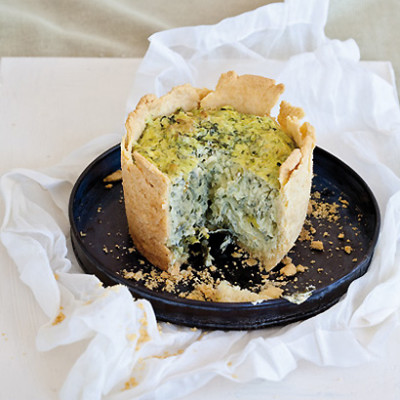 Creamy spinach cheesecake