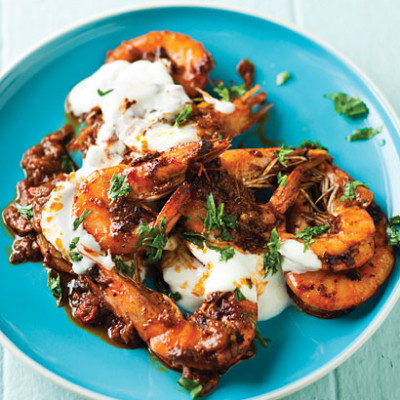 Fiery paprika and garlic quick-fried prawns