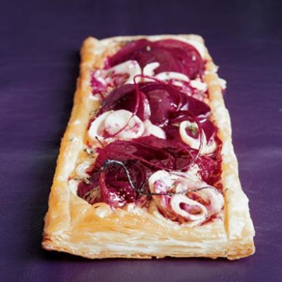 Gorgonzola, beetroot and fennel tart