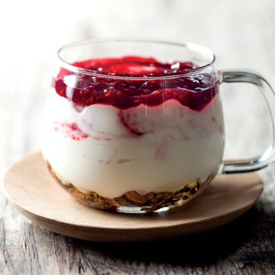 Granola dessert with raspberry compote