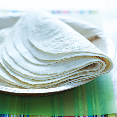 Lamb and cucumber tortillas