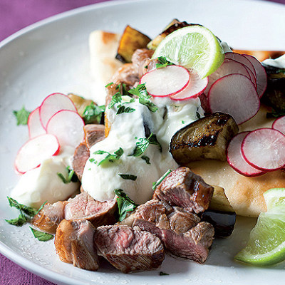 Lamb steaks in pita breads