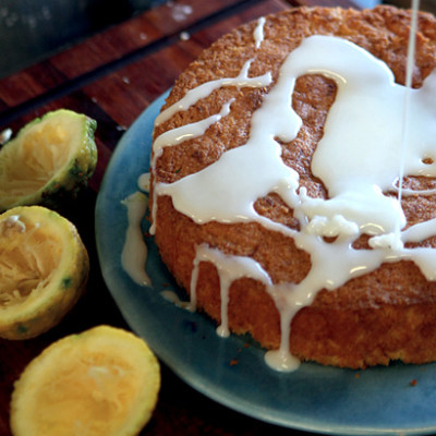 Lemon polenta cake