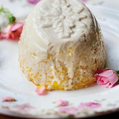 Mango blancmange