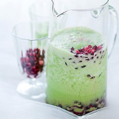 Mint and pomegranate crush