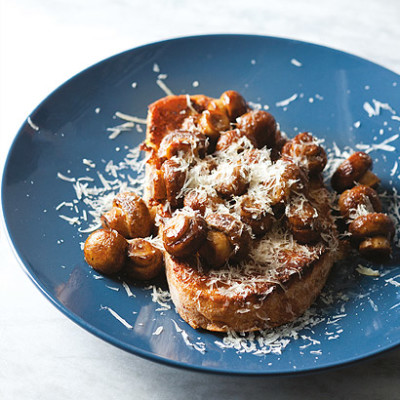 Mushrooms on French toast