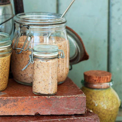 Mustard with yellow mustard seeds, honey and lemon thyme