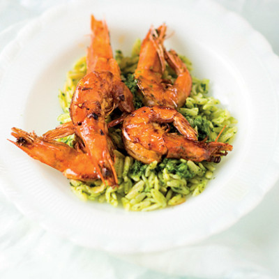 Pan-fried prawns with Italian herb pesto and rosmarino