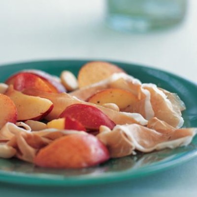 Parma ham with nectarines and roasted macadamias