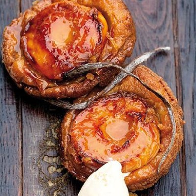 Peach tarte tatin