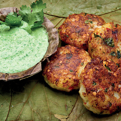 Potato tikki with almond-coriander chutney