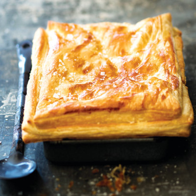 Roast chicken, mushroom and leek pie