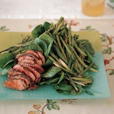 Seared steak and asparagus salad with Chinese dressing