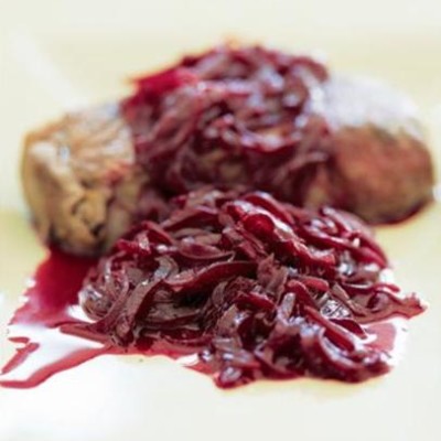 Seared steak with red onion and beetroot confit