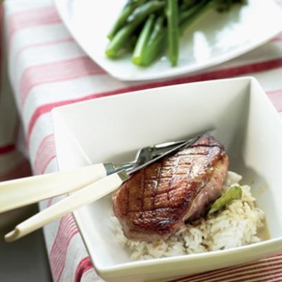 Spiced roast-duck steaks with Thai curry sauce