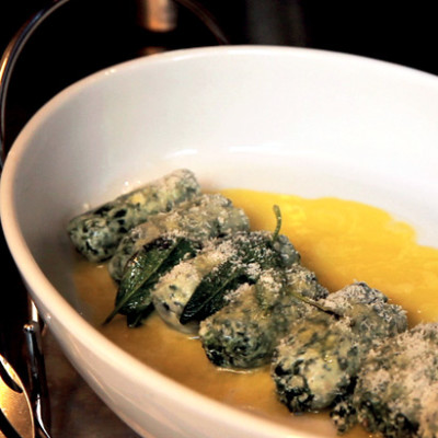 Strozzapreti (ricotta-and-spinach dumplings)