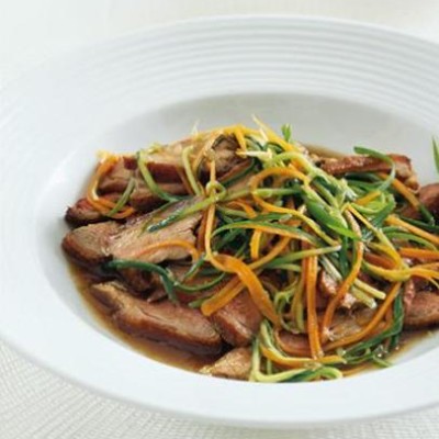 Thai curry spiced duck with sweet-and-sour dressing