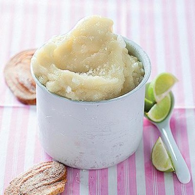 Traditional green-apple sorbet