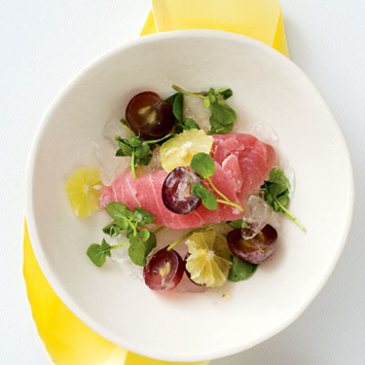 Tuna sashimi with ginger-soy dressing