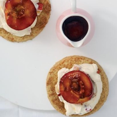 Wholewheat nectarine tarts