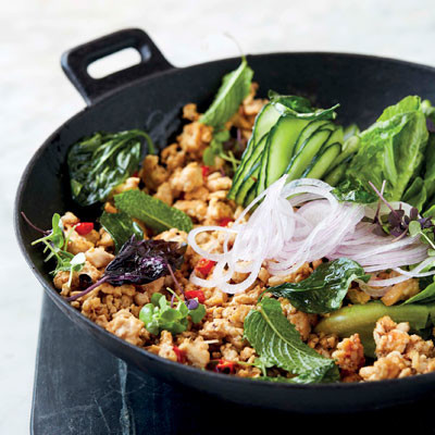 Aromatic chicken larb with crispy basil