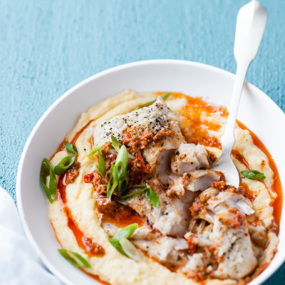 Hake on Parmesan polenta with red pepper pesto