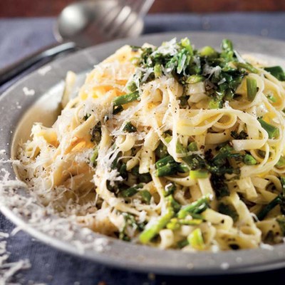 Broccoli-and-pecorino fettuccine