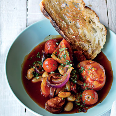 Tomato, chorizo and butter bean pot with garlic toast