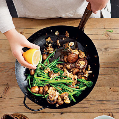 Stir fried Green beans with mushrooms