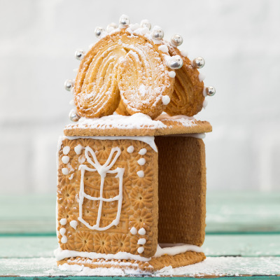 Mini gingerbread houses