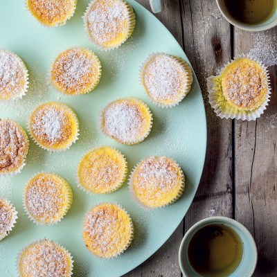 Three-ingredient Japanese soufflé cheesecakes