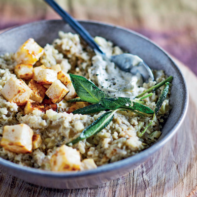 Cauliflower rice risotto with celeriac and crème fraîche