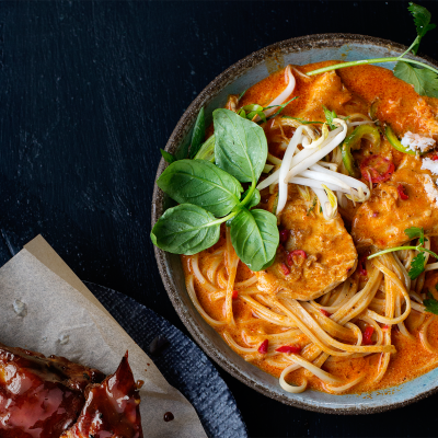 Thai red coconut chicken curry