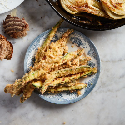 Crispy baby marrow fries