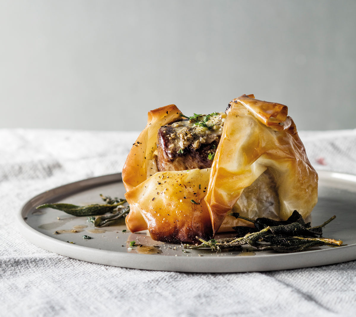 Lorraine's fillet in phyllo pastry