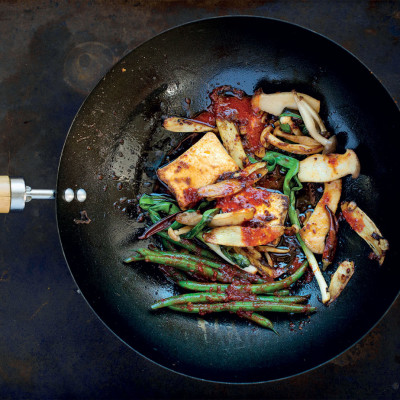 Stir-fried tofu in a fiery sauce