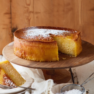 Naartjie-and-cardamom cake