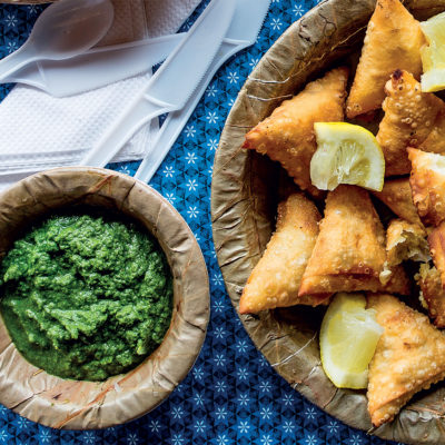 Potato samoosas with green chutney