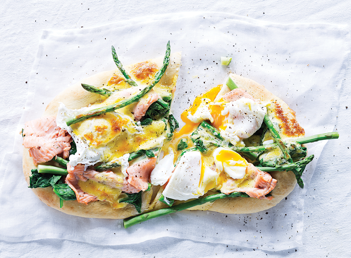 eggs-benedict-pizza