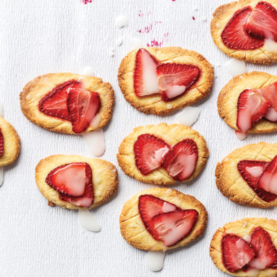 Strawberry butter biscuits