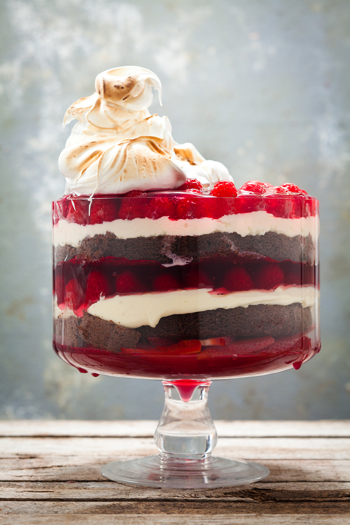 Christmas trifle with Italian meringue recipe