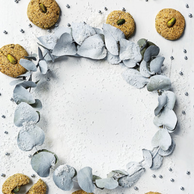 Pistachio-and-coconut biscuits