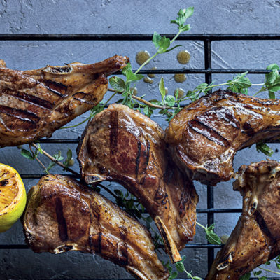 Winey oregano-and-lemon lamb chops